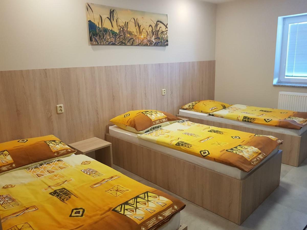 Penzion Hudebka Louny Kültér fotó